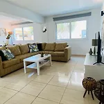 Apartment Serena's 2-br In