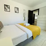 Serena's 2-br In Apartment Larnaca