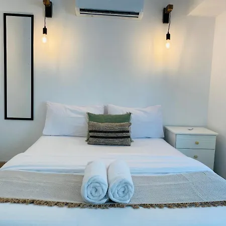 Serena's 2-br In